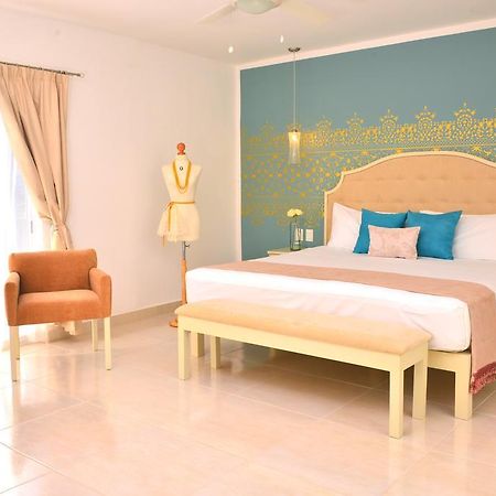 ユニク デザイン ホテル【大人専用】 プレヤデルカーメン エクステリア 写真